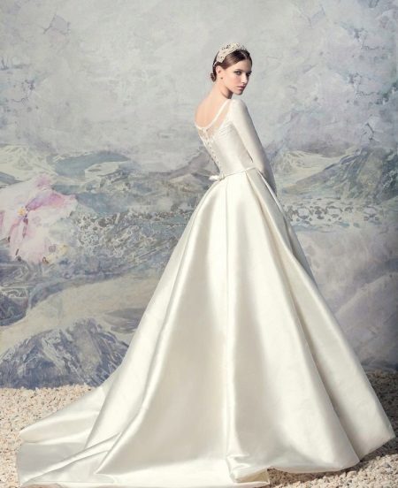 A-line wedding dress with train