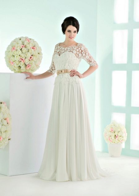 Wedding dress with a belt from Vasilkova