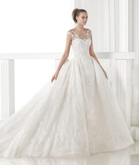 Magnificent wedding dress from Pronovias