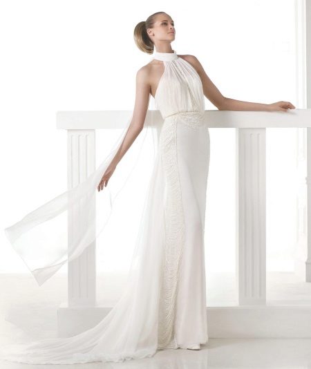 American armchair wedding dress