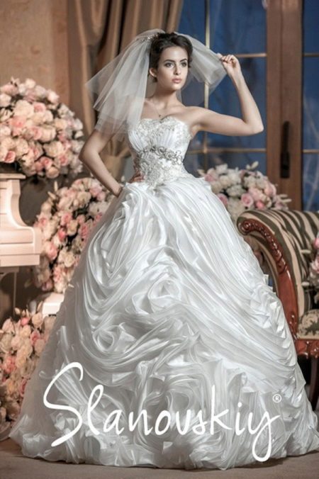 Gorgeous Wedding Dress by Slanowski