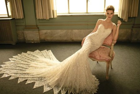 Wedding dress mermaid on straps