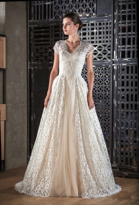 Wedding dress from Tania Grig Ivory