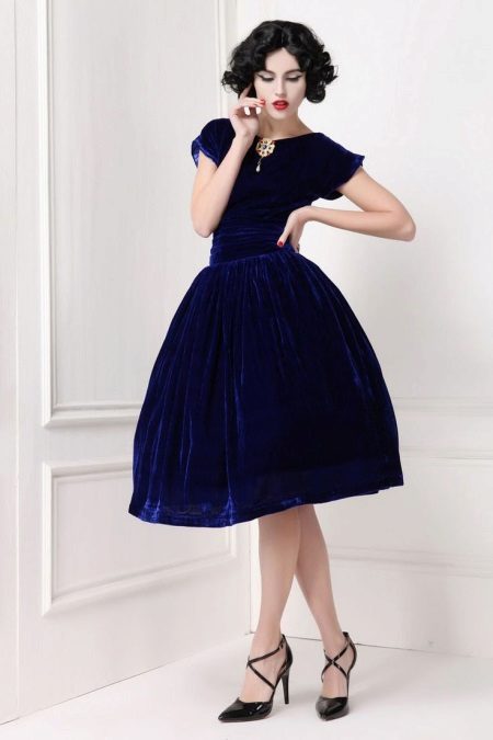 Navy blue velvet dress