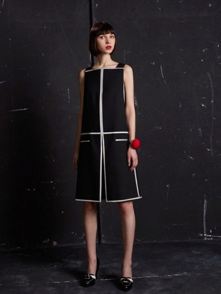 Wool trapeze dress